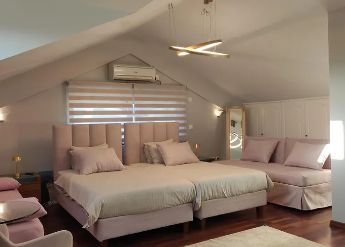Beautiful Maisonette With A View To The Mountains And The Sea