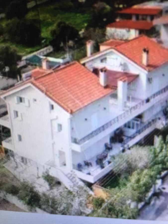 Beautiful Maisonette With A View To The Mountains And The Sea Apartment *