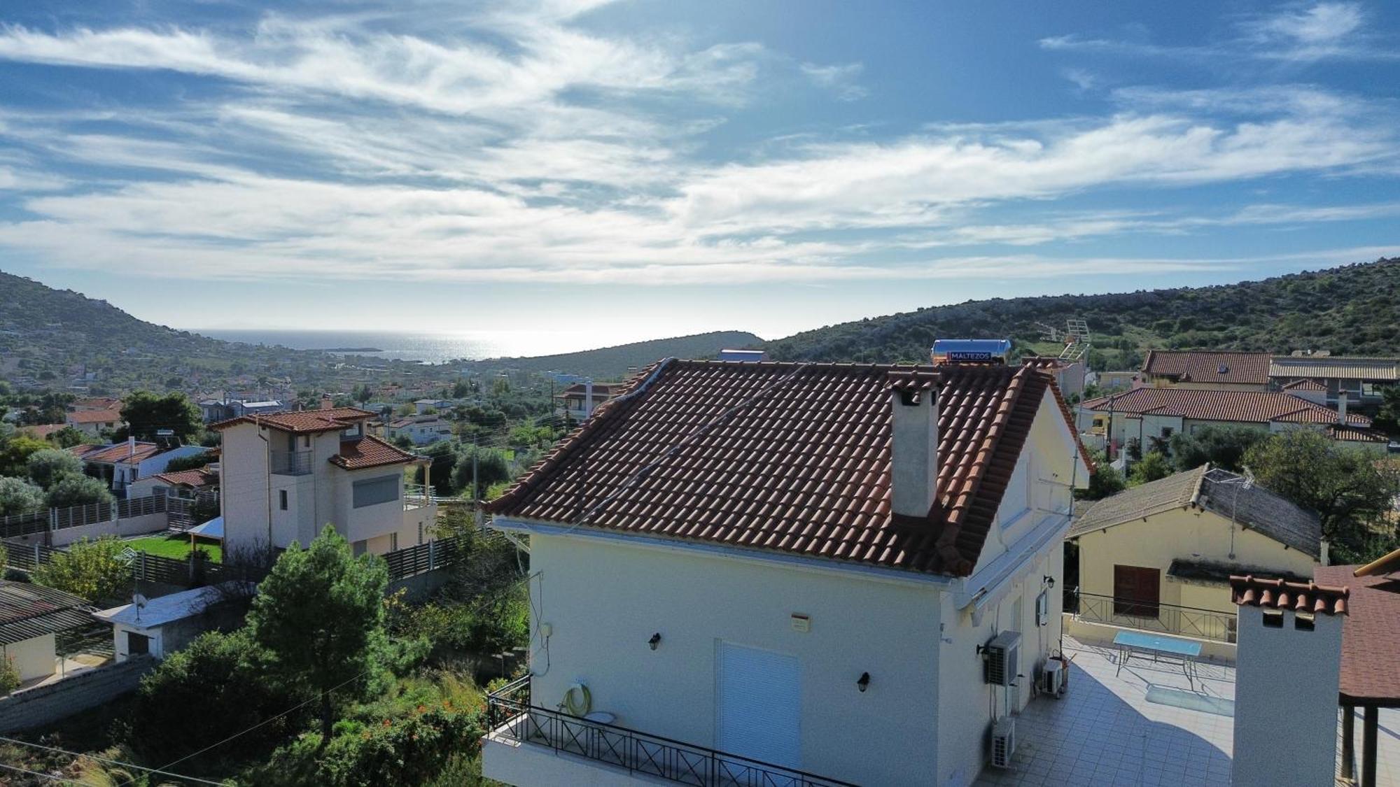 Apartment Beautiful Maisonette With A View To The Mountains And The Sea